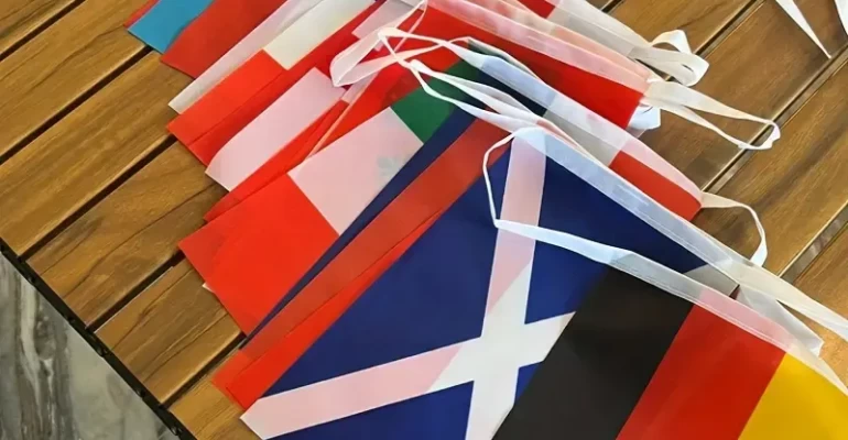 Fanioane / stegulete tarile lumii